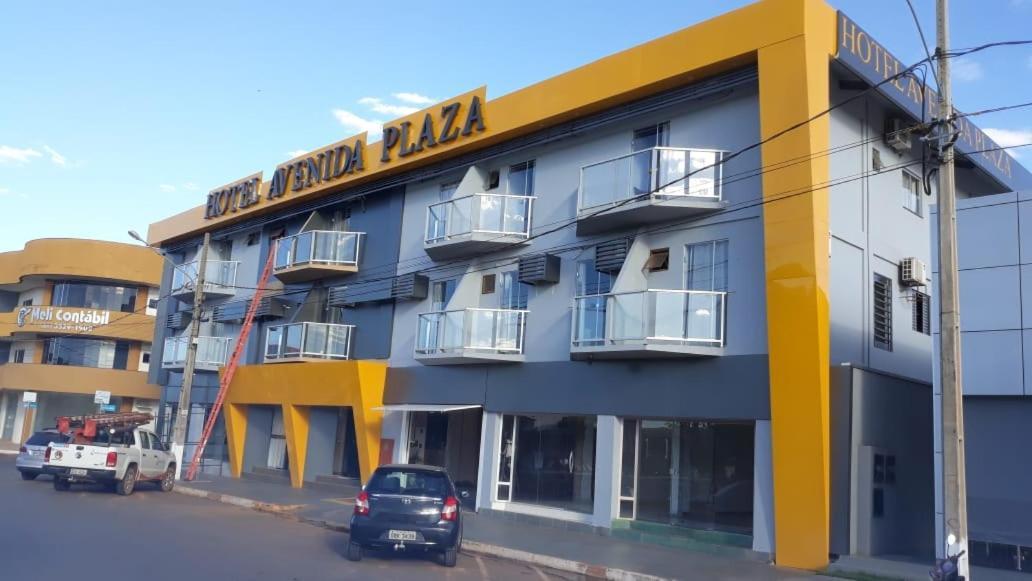 Hotel Avenida Plaza Querencia  Buitenkant foto